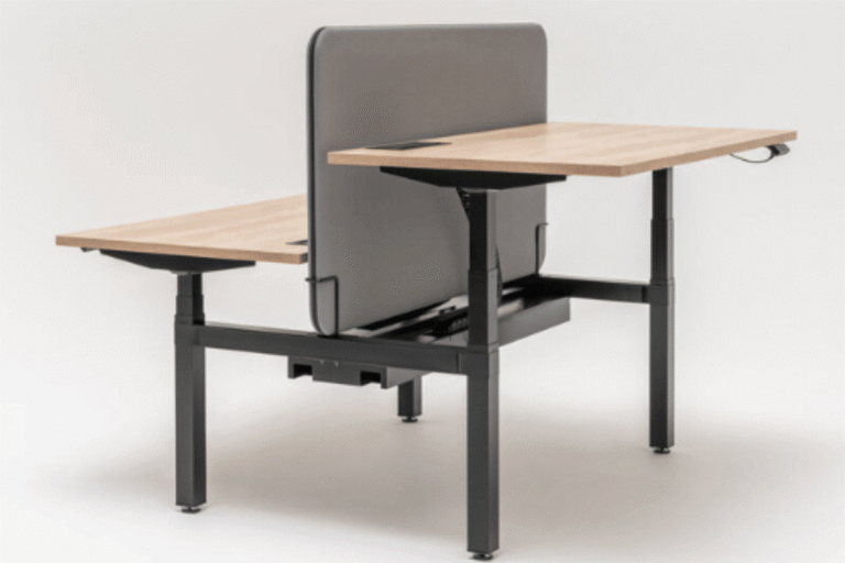 Height-adjustable desks in UAE office
