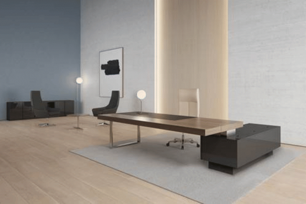 Luxury office furniture in Dubai executive desk design